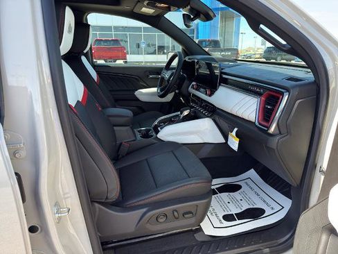 New 2026 GMC Canyon AT4X w/ AT4X AEV Edition image 11