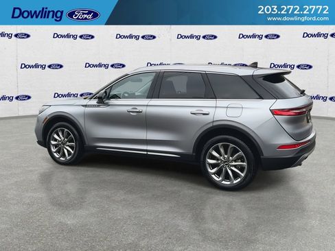 Used 2022 Lincoln Corsair AWD w/ Premium Package image 9