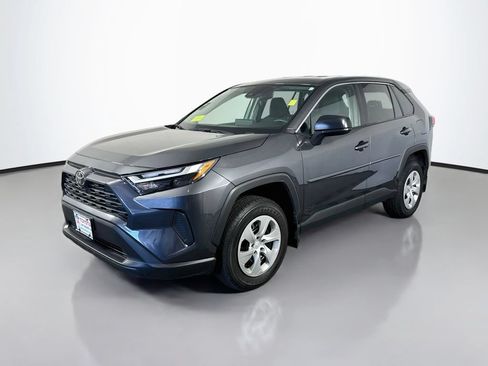 Used 2025 Toyota RAV4 LE AWD/4WD image 2