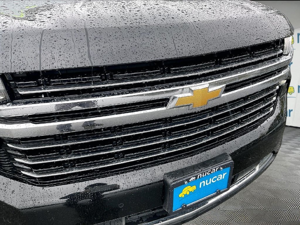 Used 2024 Chevrolet Suburban LT AWD/4WD image 30