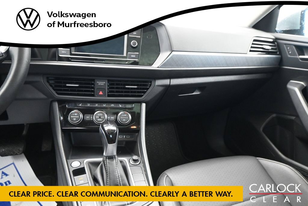 Used 2024 Volkswagen Jetta SE w/ Panoramic Sunroof Package FWD image 30