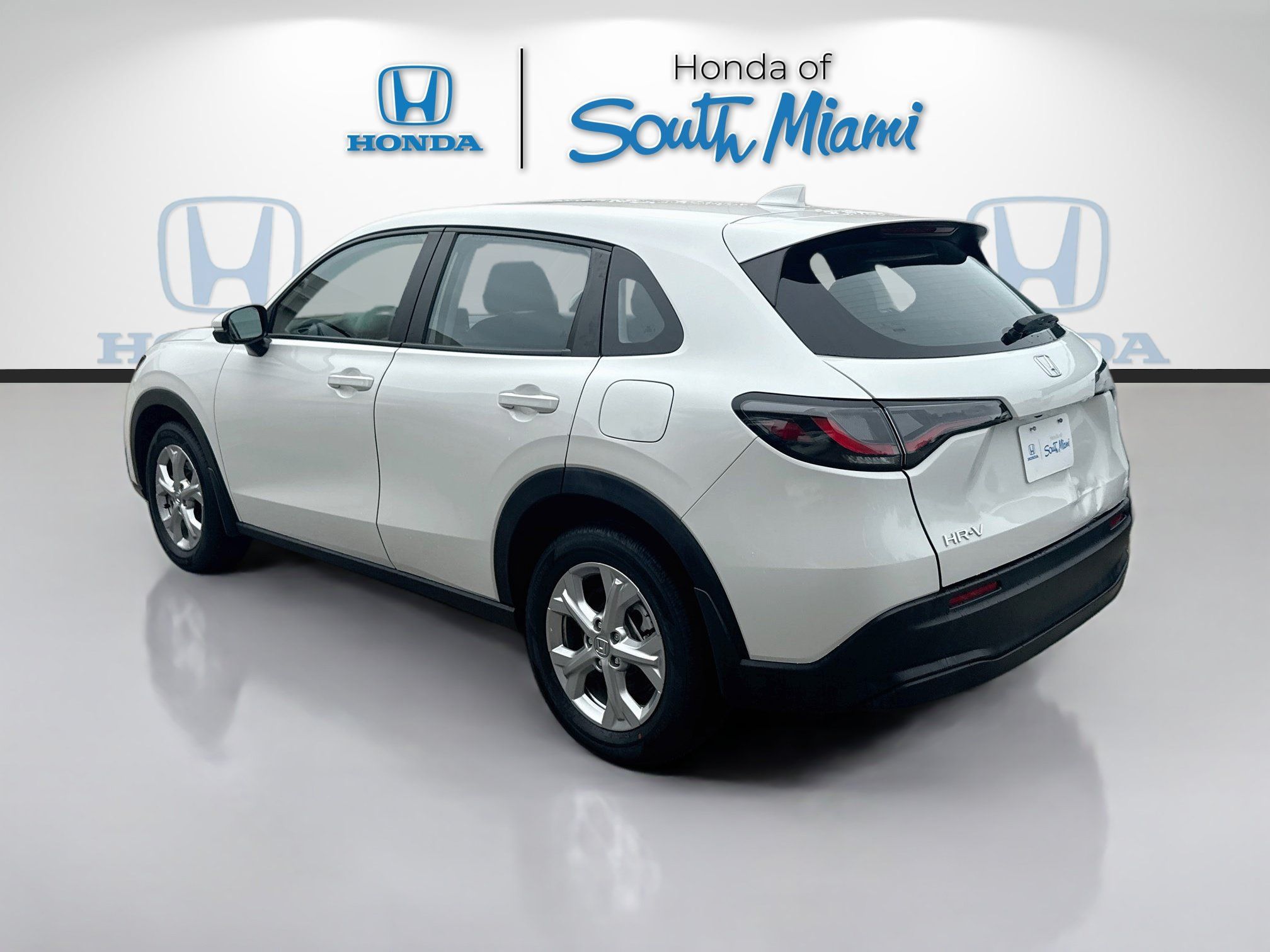 Used 2024 Honda HR-V LX image 5