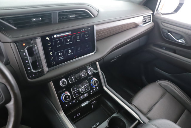 Used 2024 GMC Yukon Denali w/ Advanced Technology Package AWD/4WD image 29