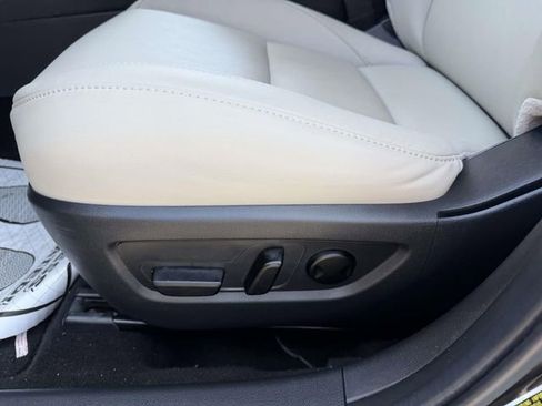 Certified 2023 MAZDA CX-30 AWD 2.5 S w/ Preferred Package image 13