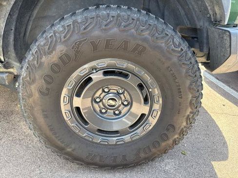 Used 2023 Ford Bronco Everglades AWD/4WD image 4