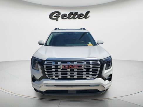 Used 2026 GMC Terrain Denali AWD/4WD image 2