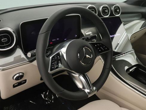 New 2026 Mercedes-Benz GLC 300 image 4