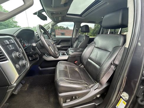 Used 2015 Chevrolet Silverado 2500 LTZ w/ Duramax Plus Package AWD/4WD image 9