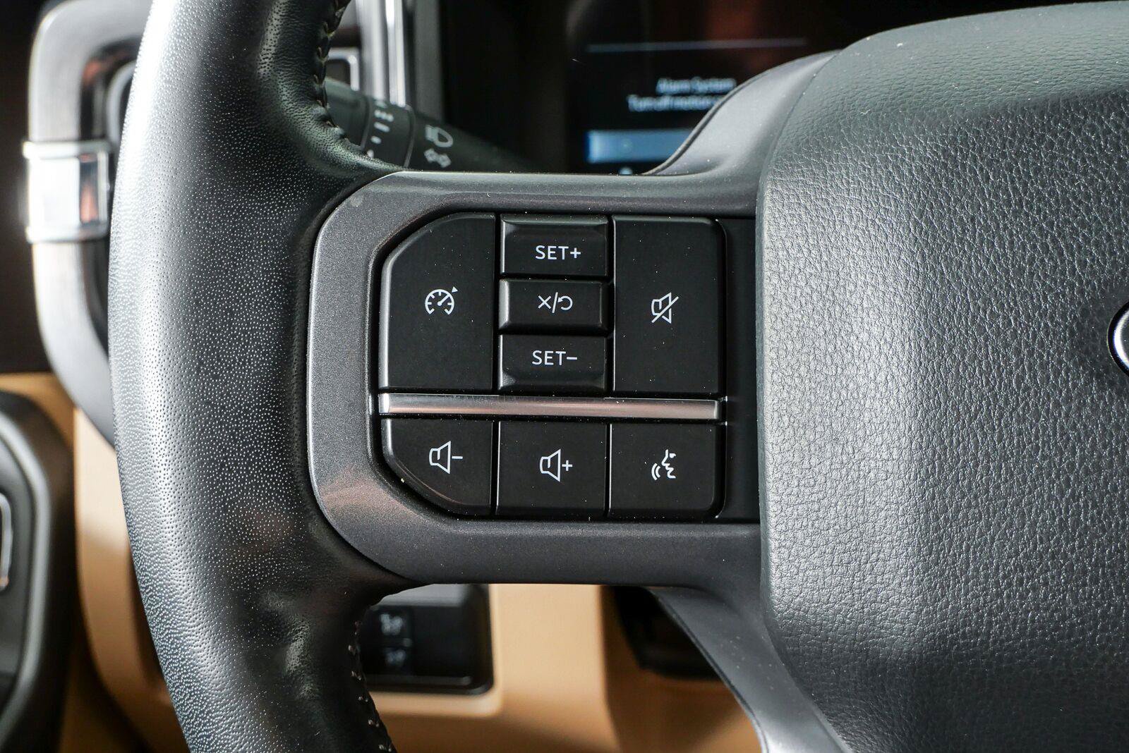 Used 2024 Ford F250 Lariat w/ Chrome Package AWD/4WD image 12