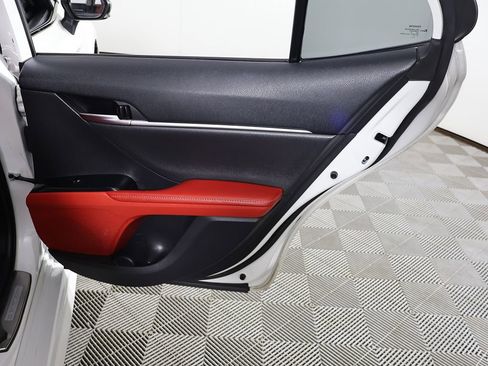 Used 2020 Toyota Camry XSE FWD image 26
