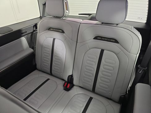 Used 2024 Rivian R1S Adventure AWD/4WD image 22