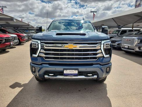 Used 2024 Chevrolet Silverado 2500 High Country w/ Technology Package image 6