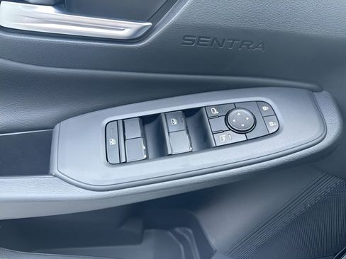 New 2026 Nissan Sentra SV w/ SV Convenience Package FWD image 23