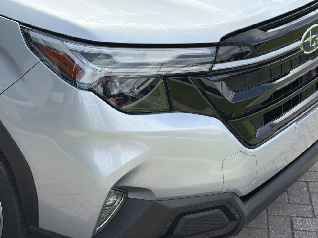 Certified 2025 Subaru Forester Touring w/ Popular Package - Touring AWD/4WD image 9