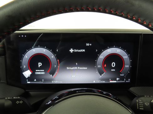 Certified 2025 Nissan Kicks SR image 28