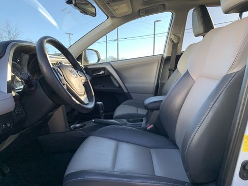 Used 2013 Toyota RAV4 Limited image 16