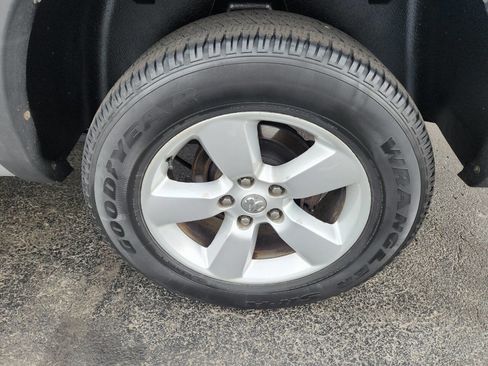 Used 2013 RAM 1500 Express AWD/4WD image 17