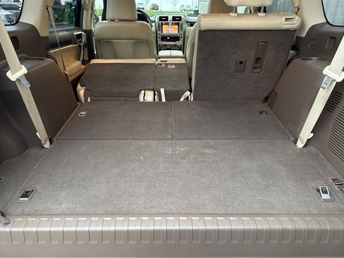 Used 2015 Lexus GX 460 Luxury image 17
