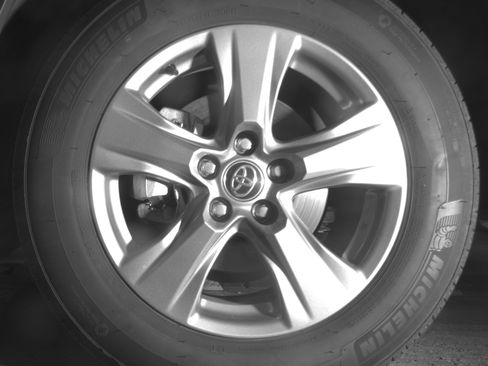 Used 2025 Toyota RAV4 LE image 12