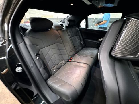 Used 2023 BMW i7 xDrive60 AWD/4WD image 29