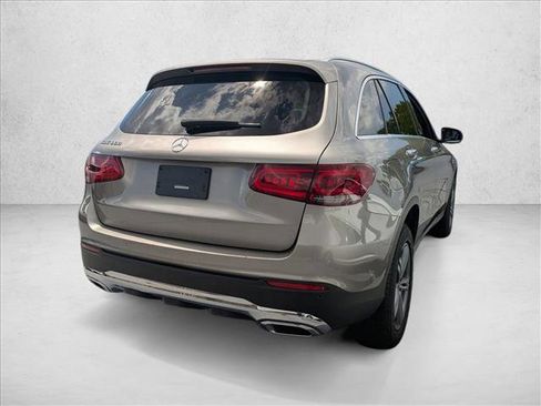 Used 2022 Mercedes-Benz GLC 300 image 4