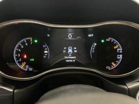 Used 2020 Jeep Grand Cherokee Limited w/ Luxury Group II image 22