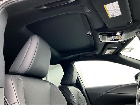 Used 2025 Lexus RX 350 Premium w/ Convenience Package FWD image 28