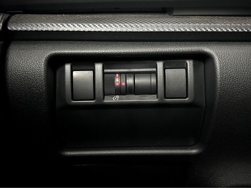 Used 2025 Subaru Crosstrek 2.5i Wilderness w/ Wilderness Package image 11