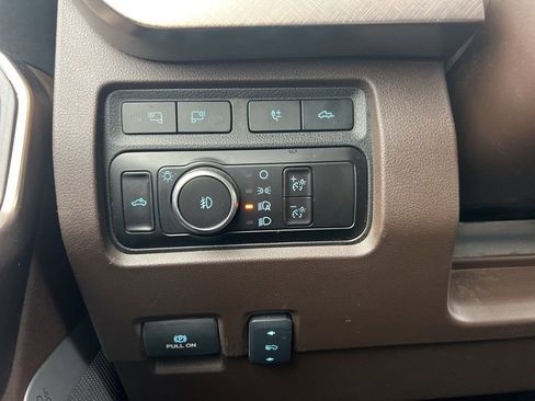 Used 2023 Ford F350 King Ranch w/ Chrome Package image 25