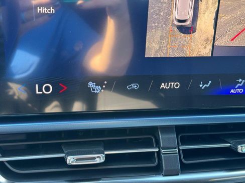 New 2026 Chevrolet Equinox EV LT image 15