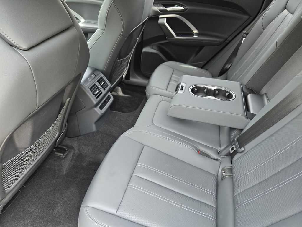 Certified 2025 Audi Q5 Premium Plus w/ Premium Plus AWD/4WD image 40