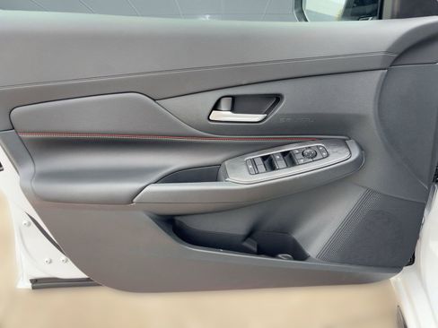 New 2026 Nissan Sentra SR w/ Floor Mat Package FWD image 13