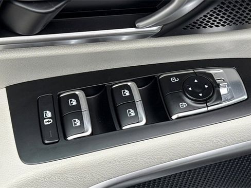 New 2025 Kia Telluride S image 13