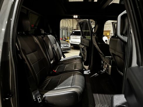 Used 2020 Ford F150 Raptor w/ Equipment Group 802A Luxury image 20