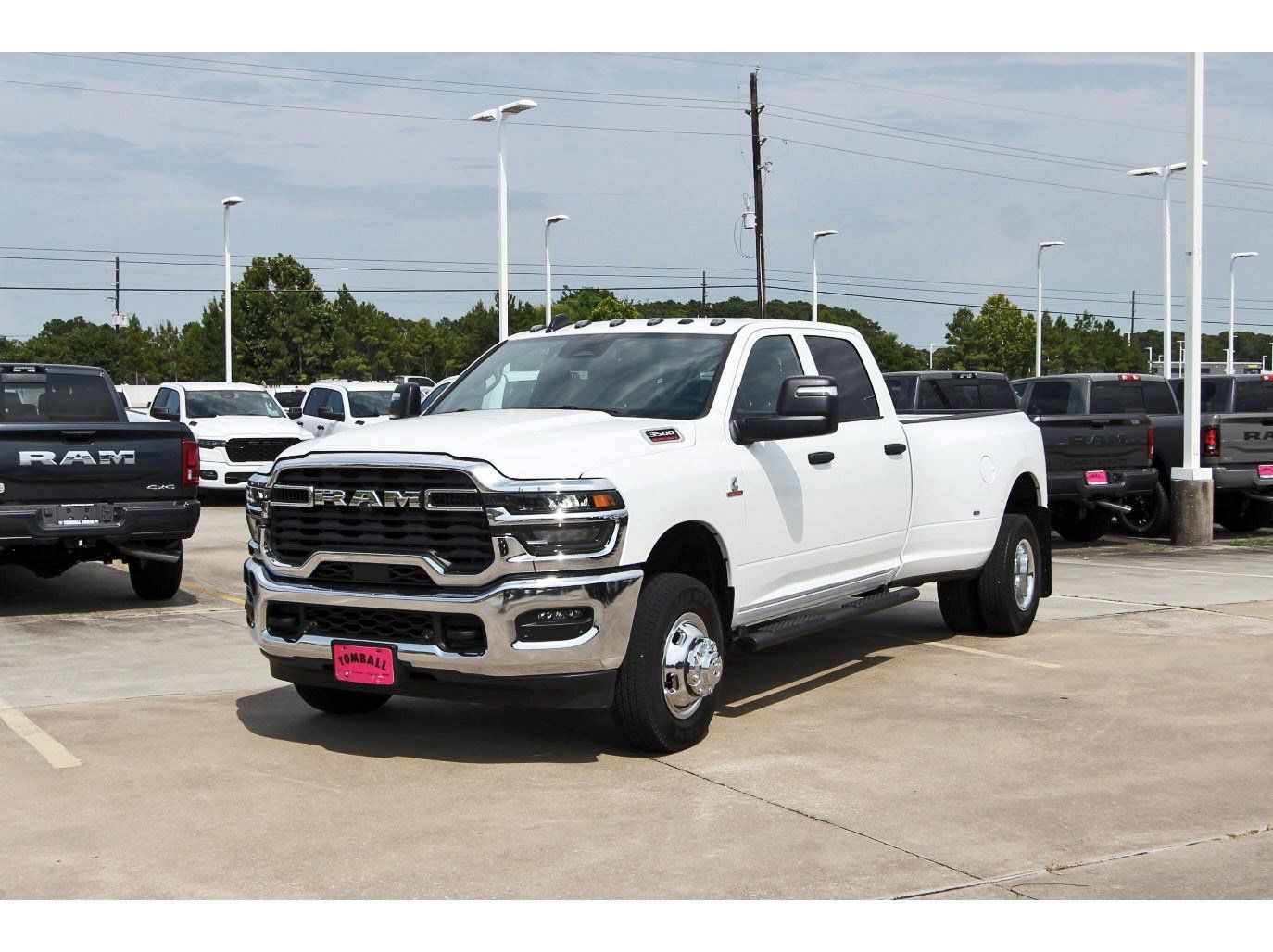 Used 2026 RAM 3500 Tradesman AWD/4WD image 3