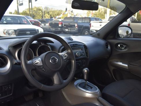 Used 2011 Nissan Juke S image 9
