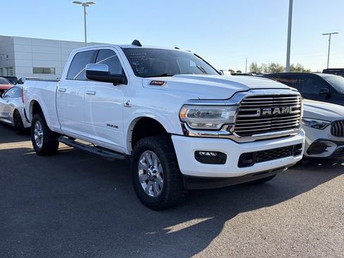 Used 2022 RAM 2500 Laramie AWD/4WD image 3
