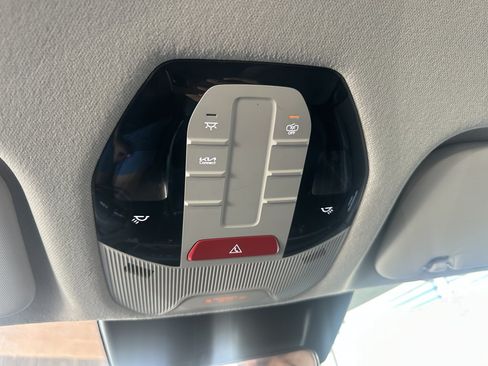 Used 2025 Kia K4 FWD image 27