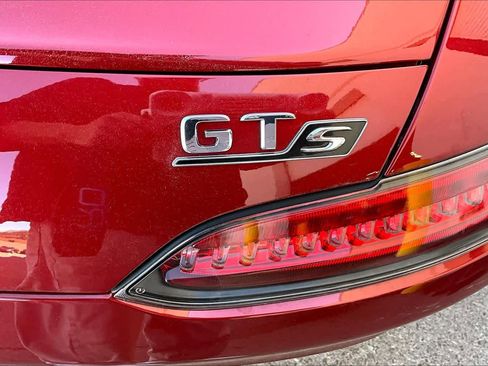 Used 2018 Mercedes-Benz AMG GT S image 9