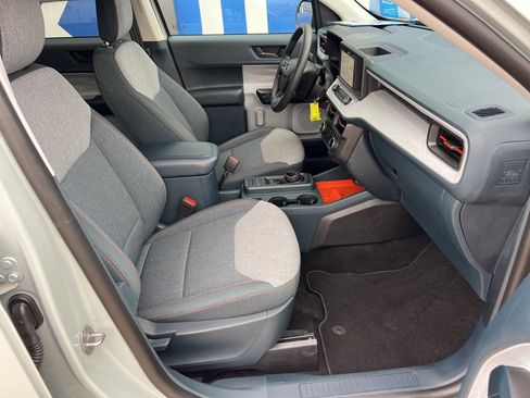 Used 2024 Ford Maverick XLT image 12