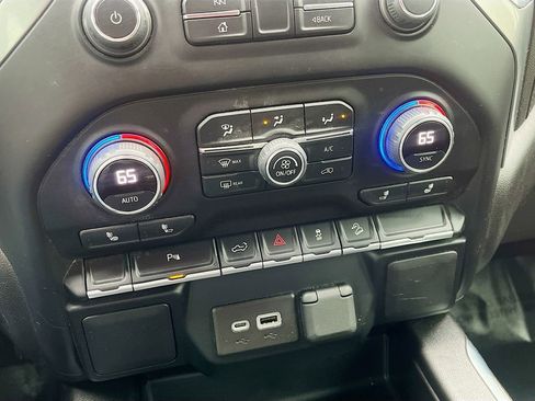 Used 2022 Chevrolet Silverado 1500 LT Trail Boss w/ Safety Package image 16