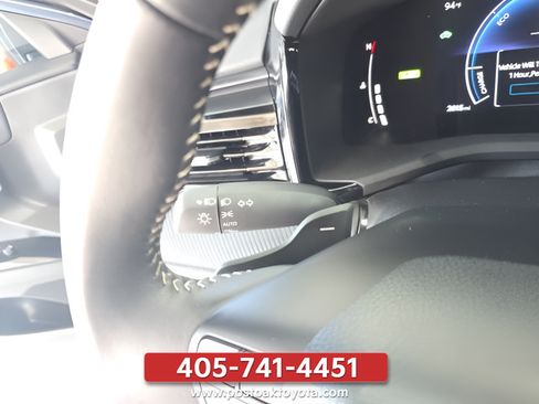 Used 2026 Toyota Camry SE w/ Convenience Package FWD image 13