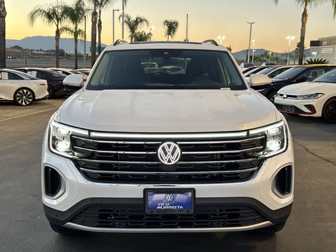 New 2026 Volkswagen Atlas SE FWD image 3