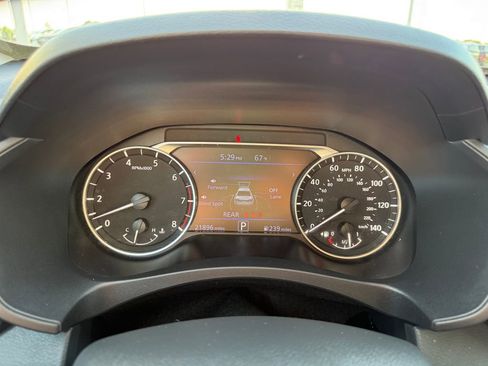 Used 2025 Nissan Altima 2.5 SV image 15