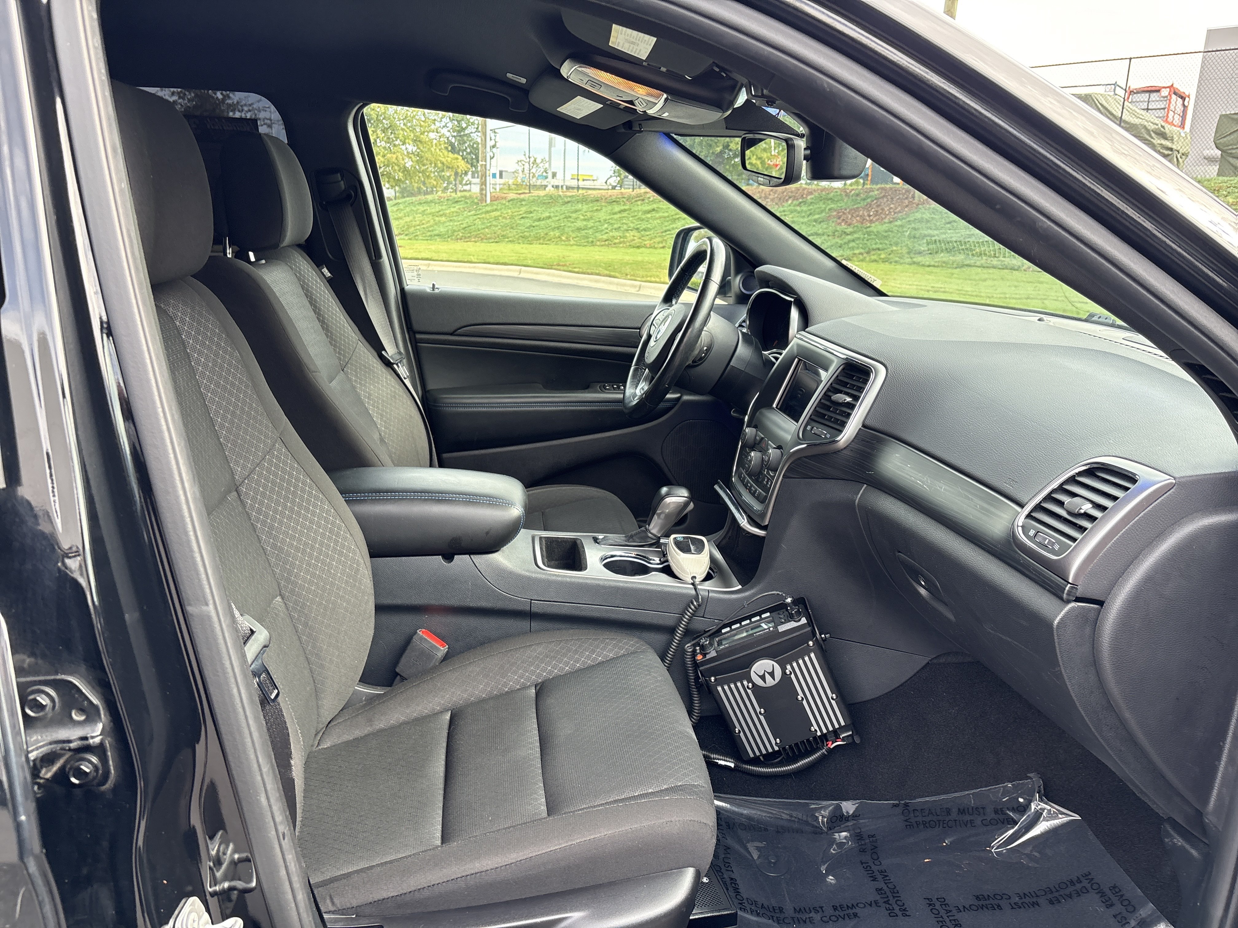 Used 2020 Jeep Grand Cherokee Laredo RWD image 25