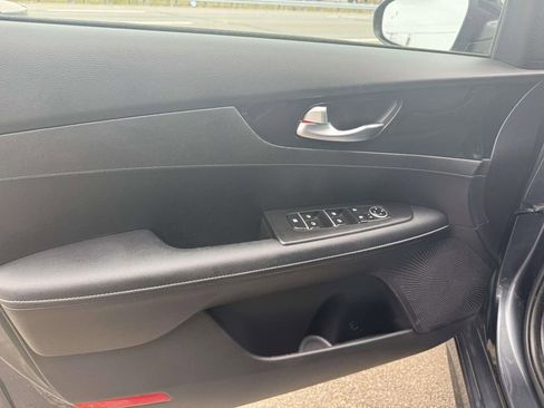 Used 2023 Kia Forte GT-Line FWD image 14