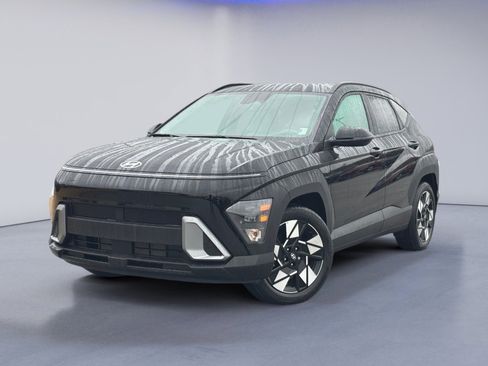 New 2025 Hyundai Kona SEL image 2