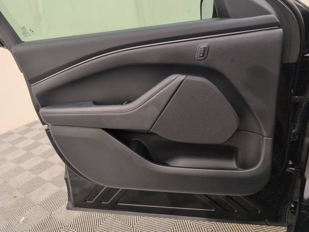 Used 2025 Ford Mustang Mach-E Select RWD image 32