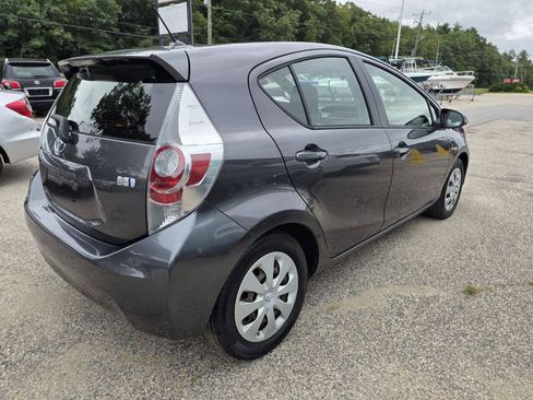 Used 2012 Toyota Prius C One FWD image 9