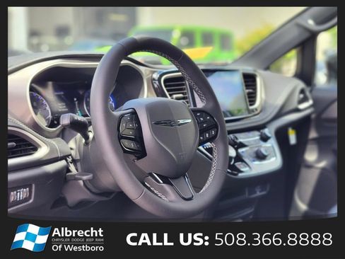 New 2026 Chrysler Pacifica Select w/ S Appearance Package AWD/4WD image 20